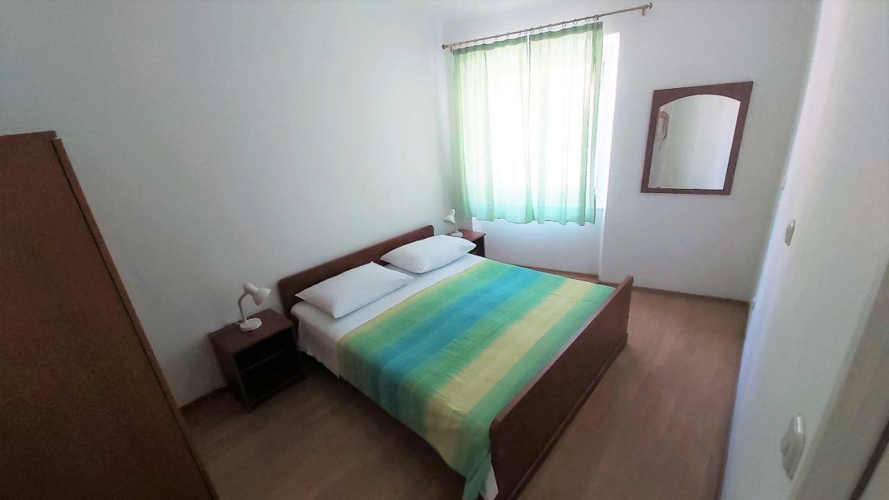 Apartment Mandic Omiš Zewnętrze zdjęcie